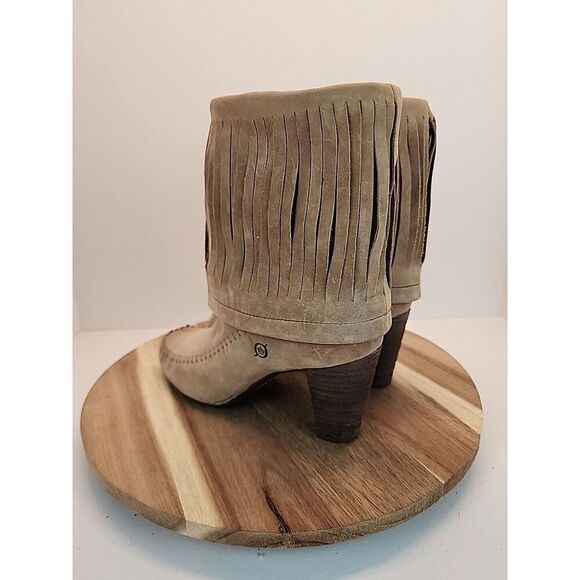 Born Banbury Fringe Moc Bootie Women's Size 6 Tan Nubuck Heeled W02016 - Picture 5 of 10